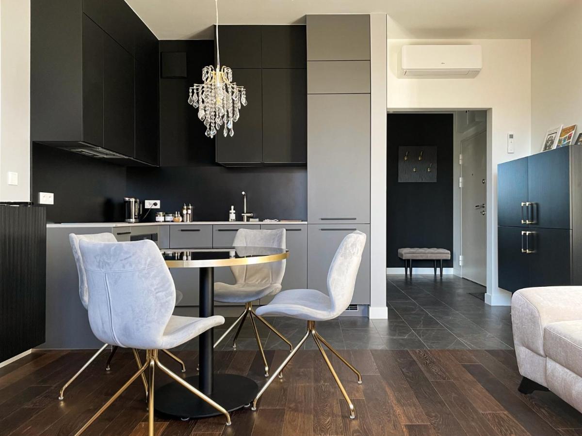Visiting Apartments - Wyspa Slodowa ヴロツワフ エクステリア 写真